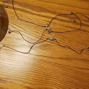 Choker Necklace Set.